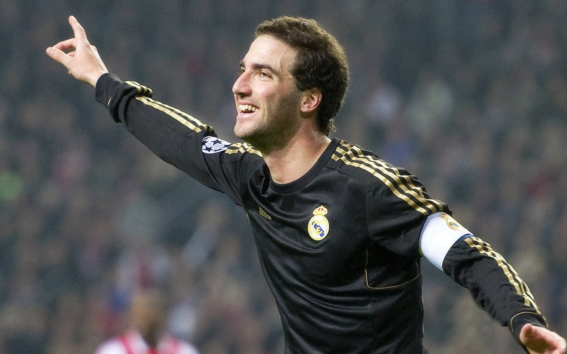 勒沃库森施压表现获尤尔曼德认可，韧性成为亮点，勒沃库森厉害吗